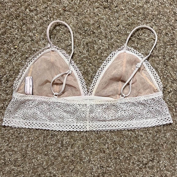VS Nude Lace Bralette - Picture 5 of 5